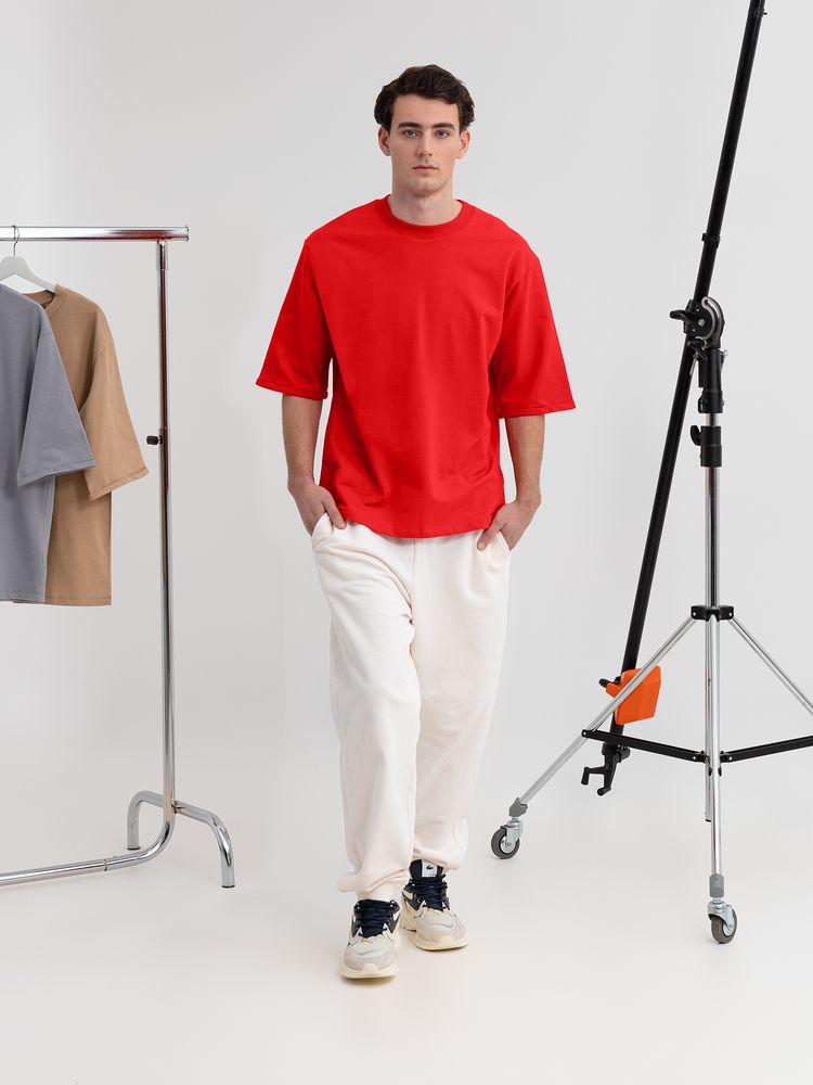 Футболка оверсайз унисекс Kosmos 2.0, красная (алая) Футболка оверсайз унисекс Kosmos 2.0, красная (алая)