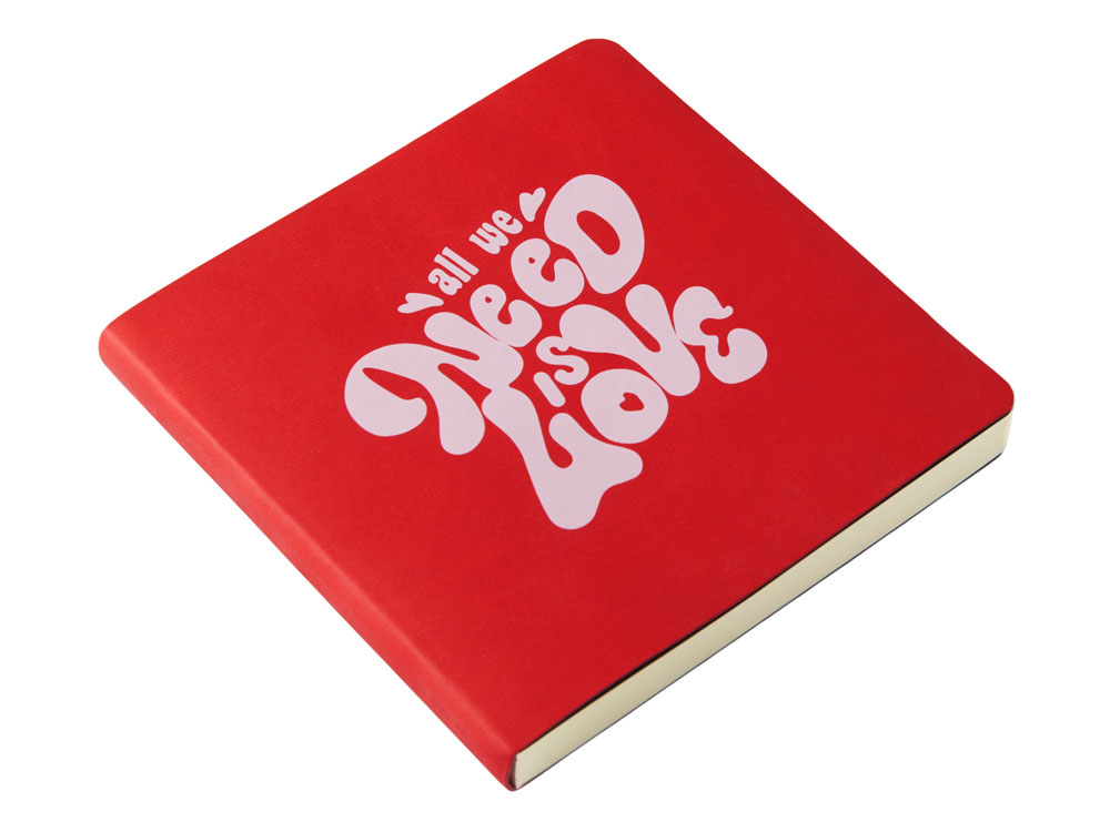 ЕЖЕДНЕВНИК недатированный А5- MEGAPOLIS FLEX QUATTRO (КРАСНЫЙ) с УФ-печатью