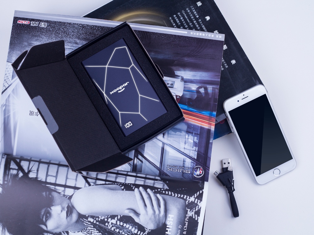 Портативное зарядное устройство XOOPAR GEO, мокрый асфальт Портативное зарядное устройство XOOPAR GEO, мокрый асфальт