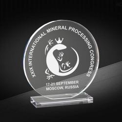 Награда из стекла с лазерной гравировкой