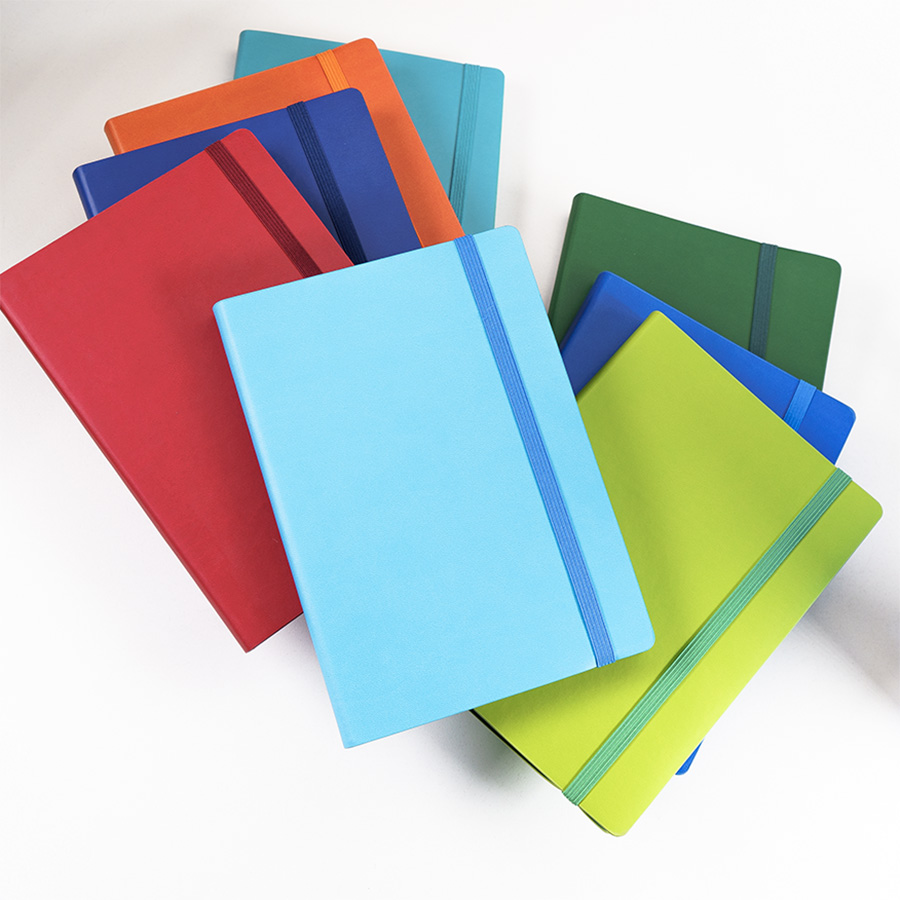 Бизнес-блокнот "RILY", формат А5,  красный, блок в точку