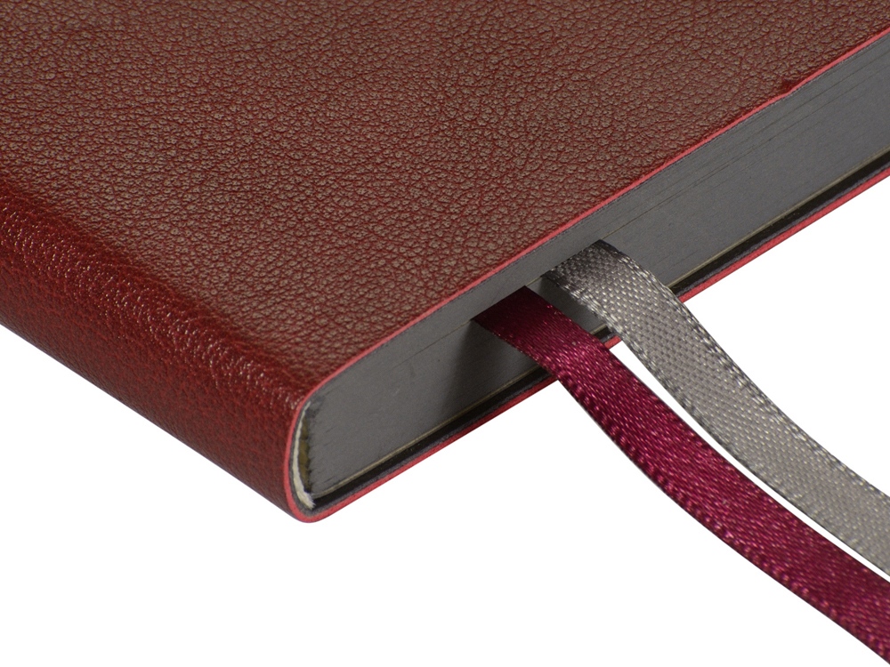 Ежедневник А5 датированный Boston 2026, бордовый с серым обрезом