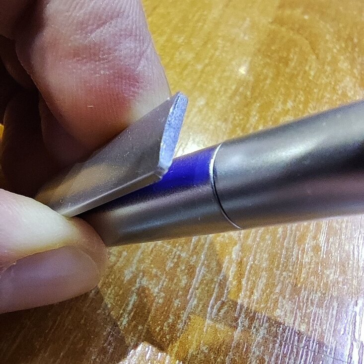 Ручка шариковая Миллениум, серебристый (Р) Ручка шариковая Миллениум, серебристый (Р)