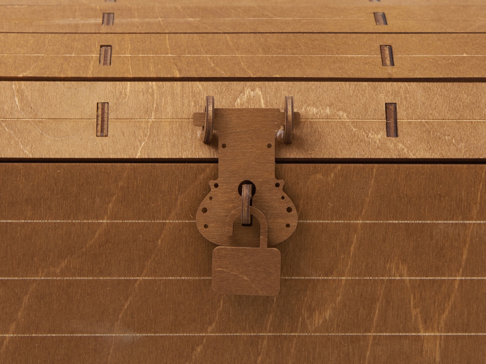 Подарочный набор: кукла фарфоровая, крем-мед, синий