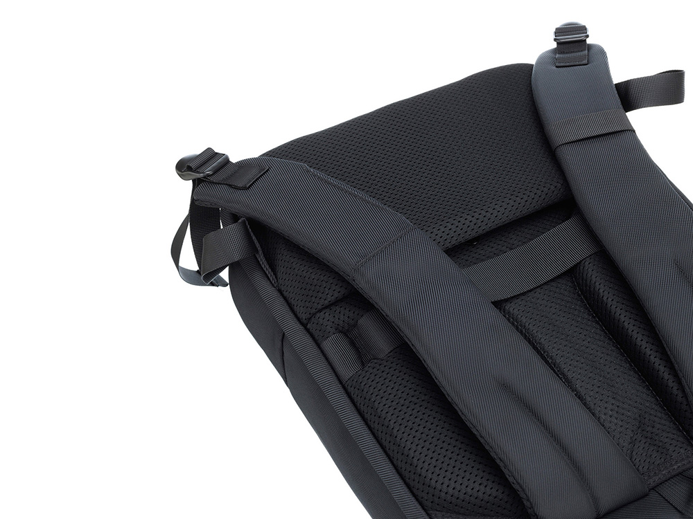 Рюкзак TORBER ВОЯЖ c отделением для ноутбука 17'', черный, полиэстер 900D, 31х17х44 см, 18 л