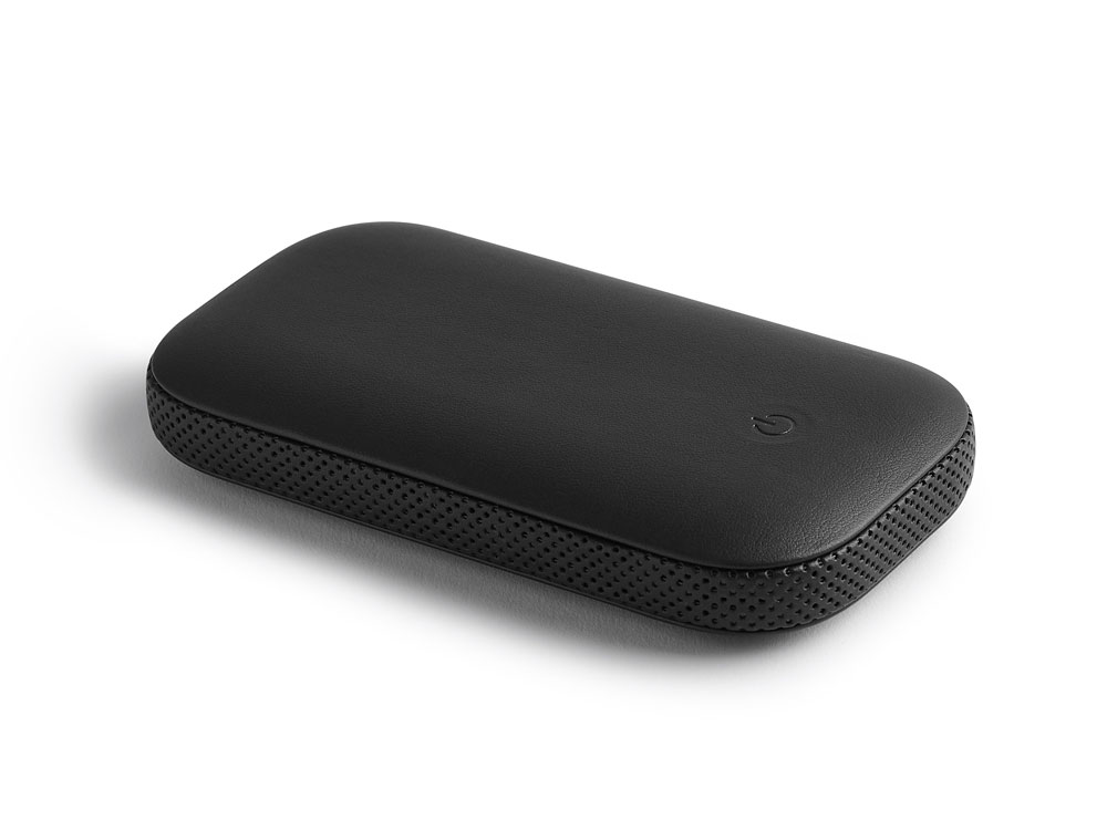 Внешний аккумулятор с беспроводной колонкой Powersound, черный Внешний аккумулятор с беспроводной колонкой Powersound, черный