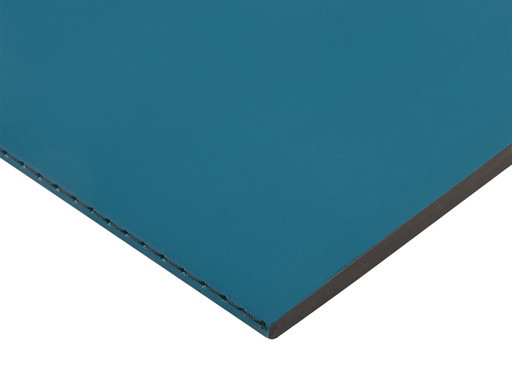 Бизнес-тетрадь А5 Pragmatic Contrast, 40 листов в клетку, морская волна с черным срезом