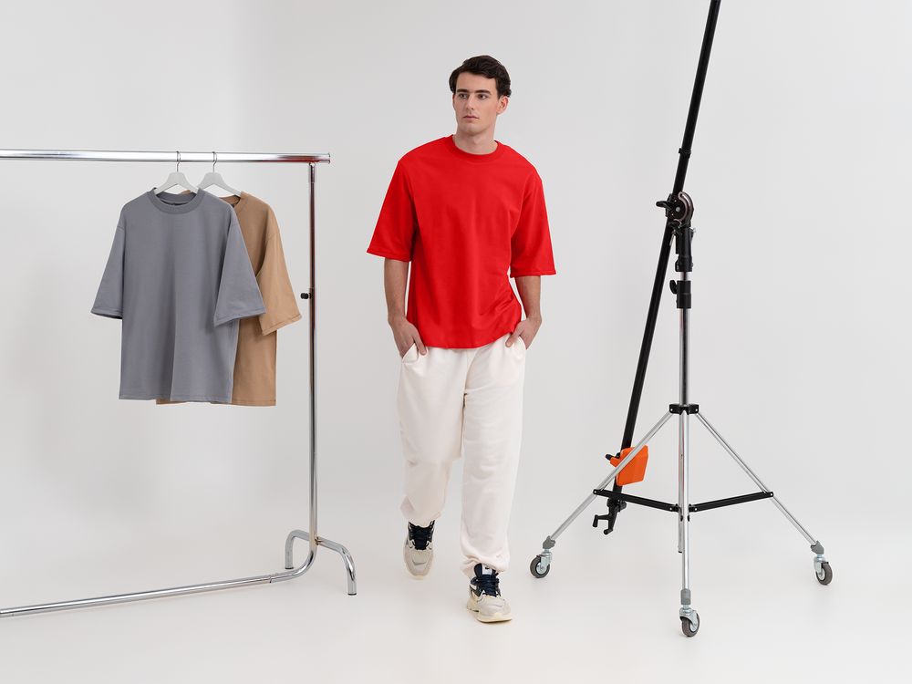 Футболка оверсайз унисекс Kosmos 2.0, красная (алая) Футболка оверсайз унисекс Kosmos 2.0, красная (алая)