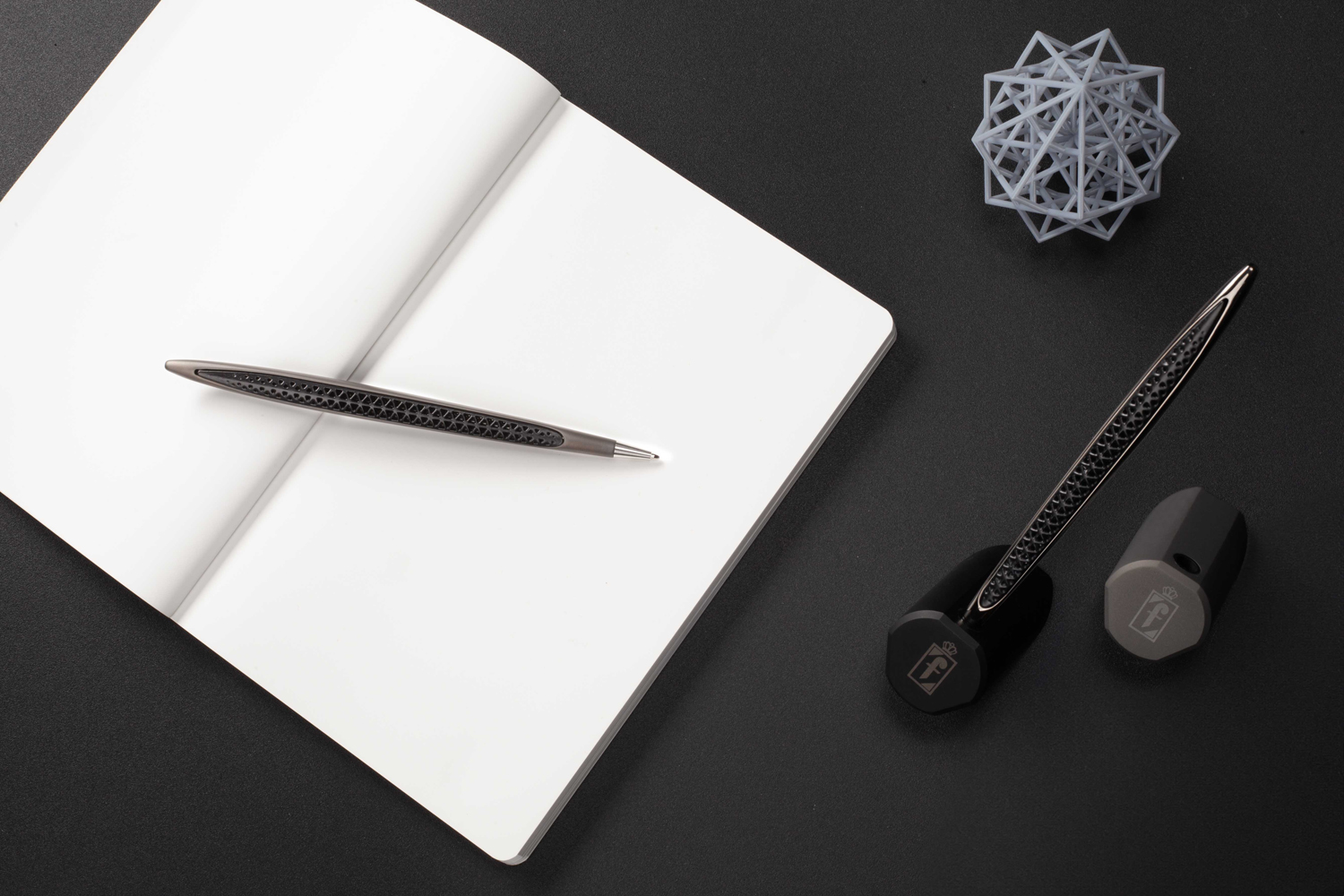 Вечная ручка Pininfarina Cambiano Transitions BLACK