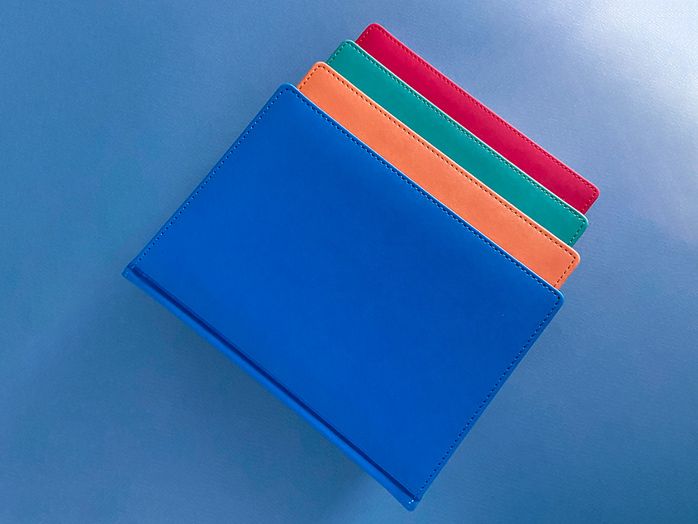 Ежедневник А5 датированный Velvet 2022, красный Ежедневник А5 датированный Velvet 2022, красный