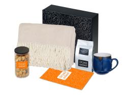 Подарочный набор Re:y. Haven с пледом, кружкой и чаем Подарочный набор Re:y. Haven с пледом, кружкой и чаем