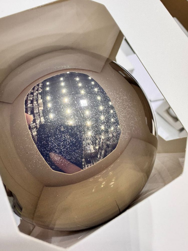 Оформительский шар Finery, 10 см, глянцевый серебристый Оформительский шар Finery, 10 см, глянцевый серебристый