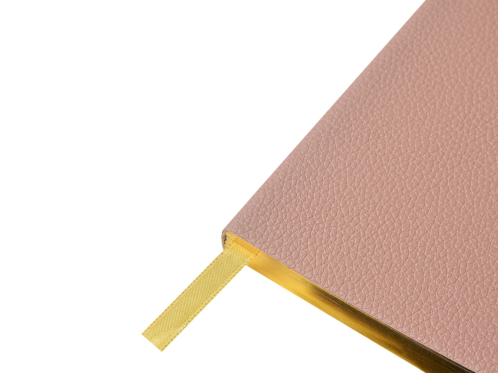 Еженедельник недатированный А6 Morandi. Пыльная роза с нашивкой, пыльно-розовый Еженедельник недатированный А6 Morandi. Пыльная роза с нашивкой, пыльно-розовый