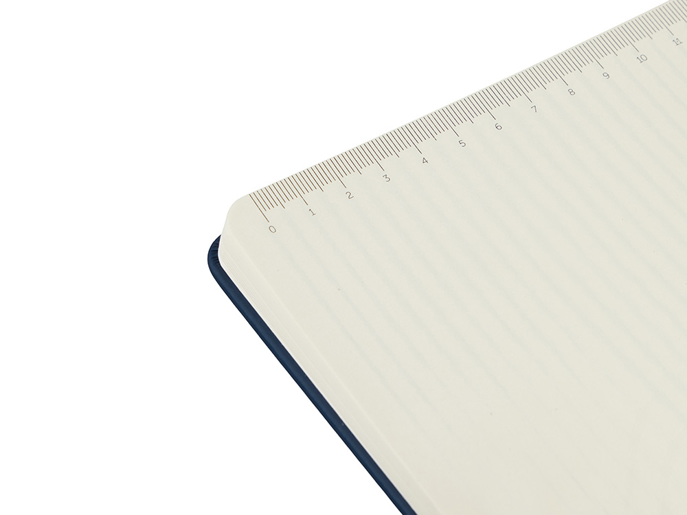 Бизнес-блокнот С3 софт-тач с магнитом, твердая обложка, 96 листов, темно-синий