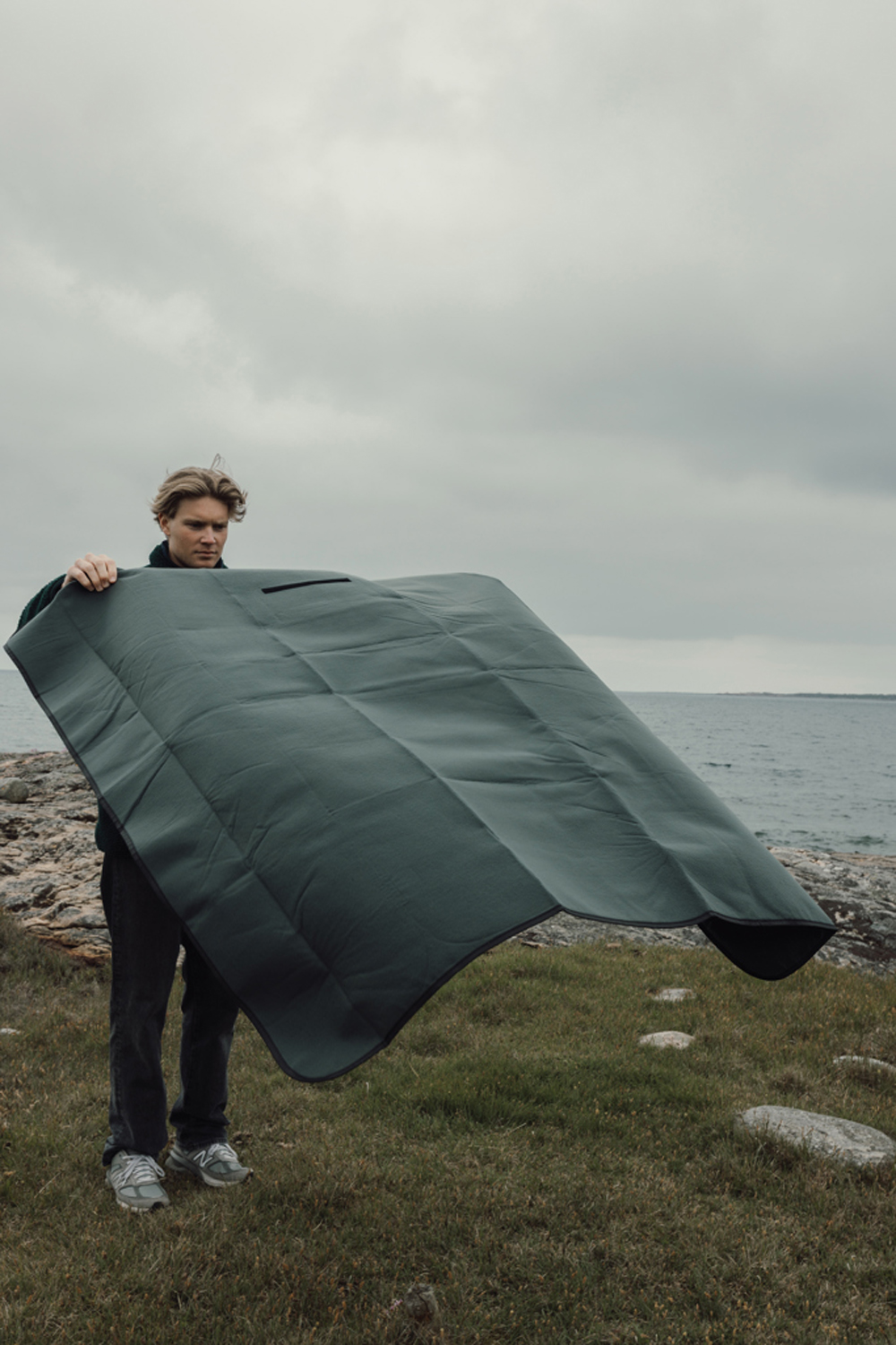 Плед для пикника VINGA Baltimore из переработанного полиэстера RCS, 150х130 см