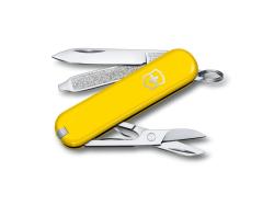 Нож-брелок VICTORINOX Classic SD Colors Sunny Side, 58 мм, 7 функций, жёлтый Нож-брелок VICTORINOX Classic SD Colors Sunny Side, 58 мм, 7 функций, жёлтый
